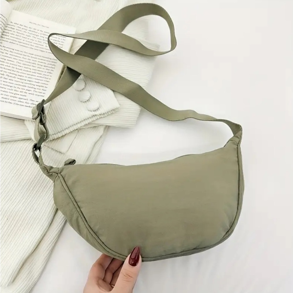 (Green) Dumpling Crossbody Bag